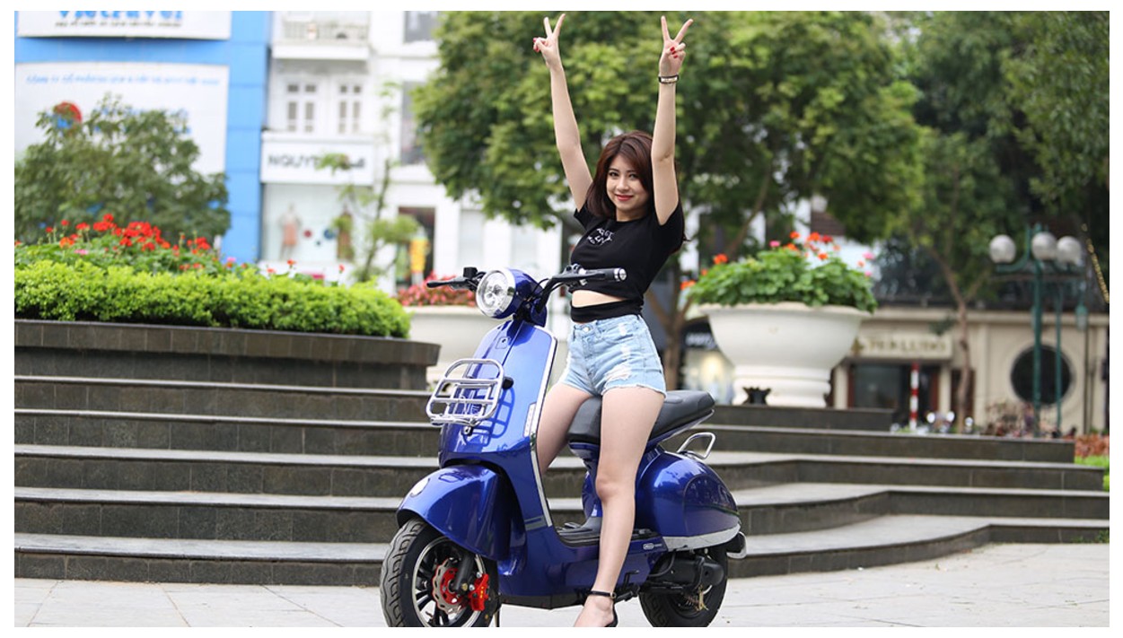 Pin xe điện có chống nước không? Cách bảo vệ pin khi đi mưa và rửa xe đúng cách