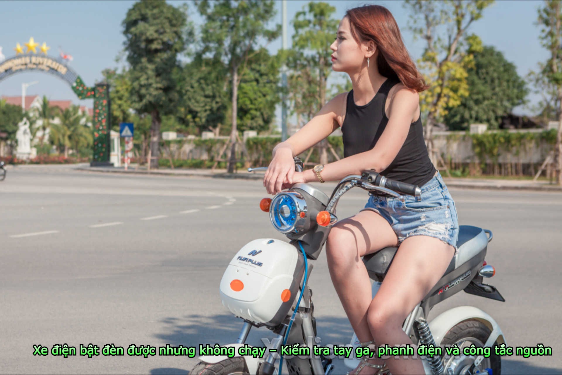 Xe điện bật đèn được nhưng không chạy – Kiểm tra tay ga, phanh điện và công tắc nguồn